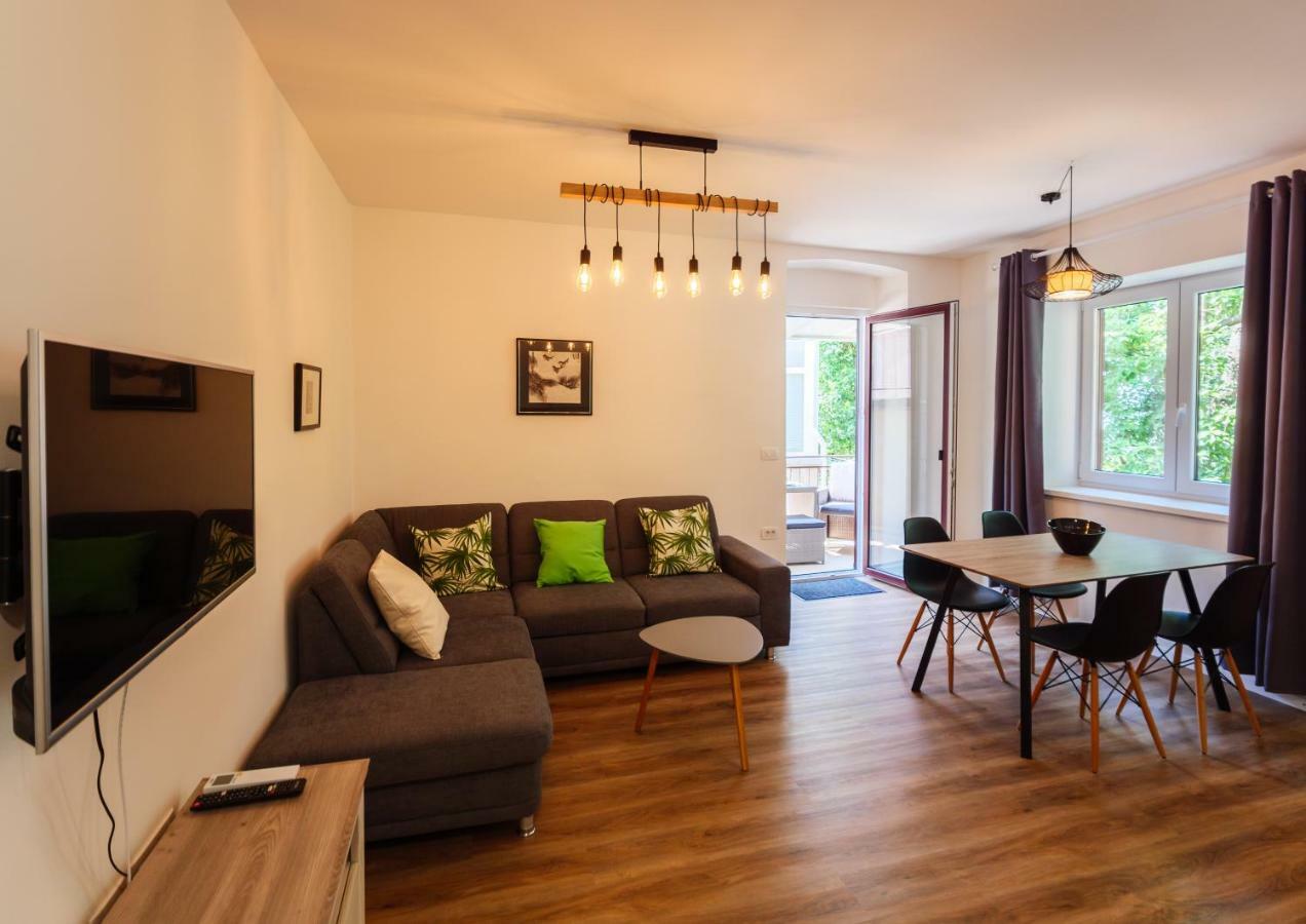 Franckina Hisa Apartment Izola Exterior photo